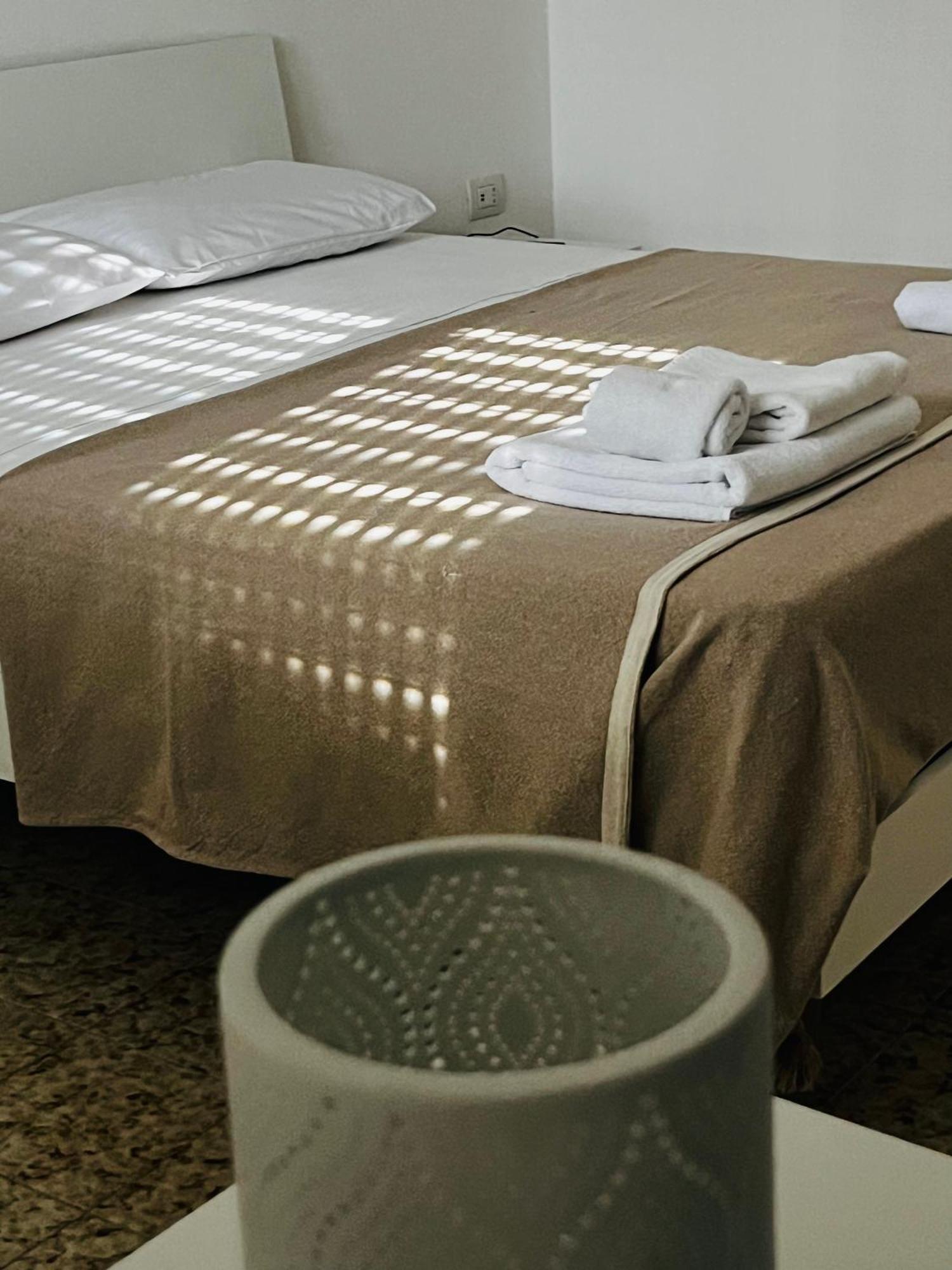 Shuby Home San Pietro Vernotico Luaran gambar